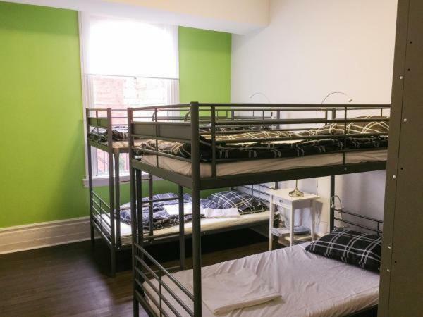 Hoestel Toronto Hostelové postele fotografie